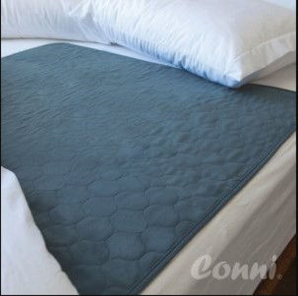 Picture of Bed Pad Mate - 95cm x 85cm, Blue